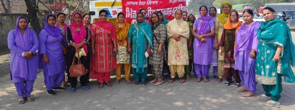 A large number of midday meal workers participated in the gherao of Chandigarh Vidhan Sabha